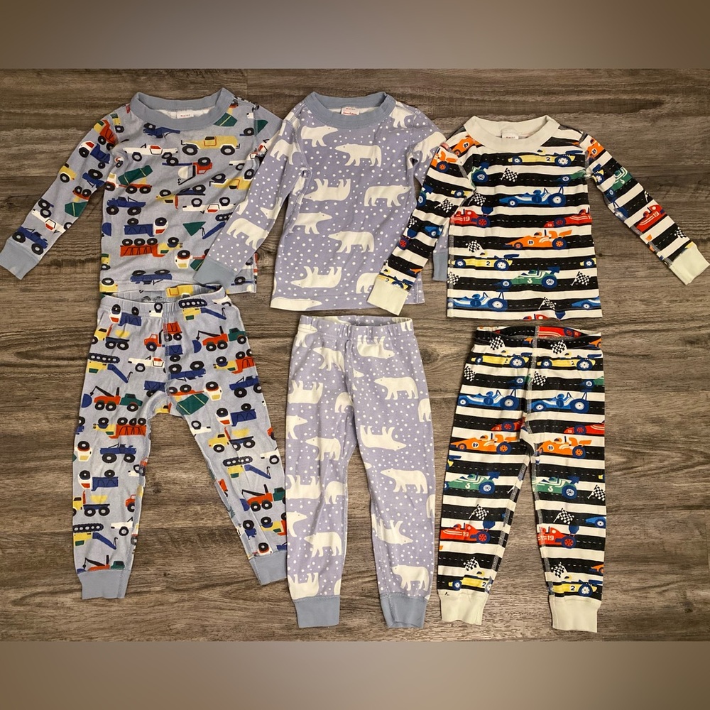 Bundle of 3T Long Sleeved Hanna Andersson Pajamas